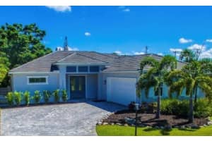 4499 Mcintosh Lake Ave, SARASOTA
