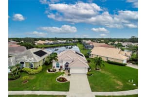 6942 Superior Street Cir, SARASOTA