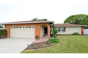 6621 Heritage Ln, BRADENTON