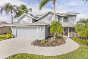 4678 Long Lake Dr, SARASOTA