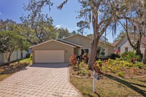 5521 Forester Lake Dr, SARASOTA