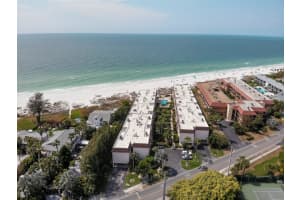 5806 Gulf Dr #101, HOLMES BEACH