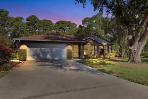 1783 Briar Creek Ln, SARASOTA