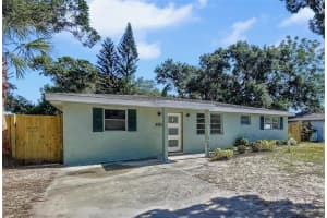 4313 Mcintosh Ln, SARASOTA