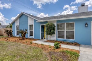 8097 Glenbrooke Ln, SARASOTA