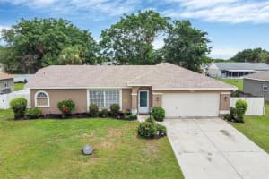 6110 61st St E, PALMETTO