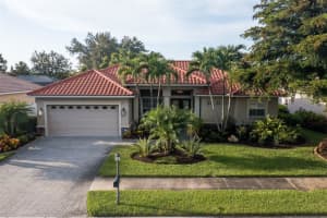 5251 Benjamin Ln, SARASOTA