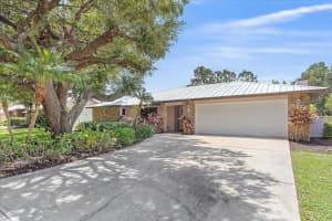 5370 Dominica Cir, SARASOTA