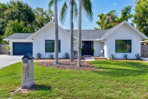 2650 Davis Blvd, SARASOTA