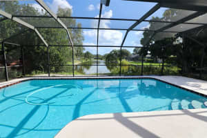 3924 Helene St, SARASOTA