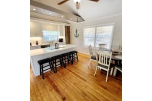 1817 Ivanhoe St #a&b, SARASOTA