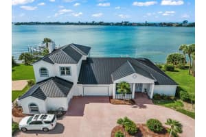 443 Picasso Dr, NOKOMIS