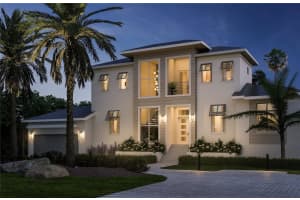 558 Venice Ln, SARASOTA