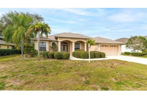 4047 Green Tree Ave, SARASOTA