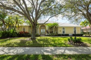 6586 Taeda Dr, SARASOTA