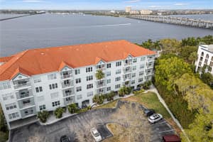 210 3rd St W #8305, BRADENTON