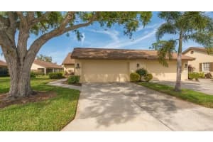 5905 Doral Dr, SARASOTA