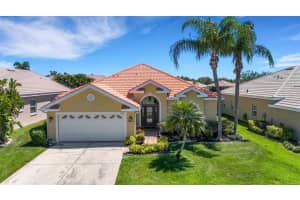 6912 Superior Street Cir, SARASOTA