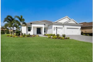1040 River Wind Cir, BRADENTON