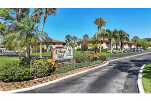 5205 Lake Village Dr #16, SARASOTA