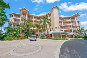 1280 Dolphin Bay Way #204, SARASOTA