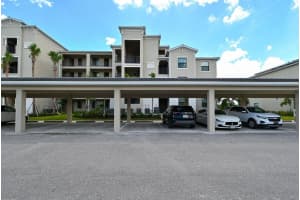 18028 Gawthrop Dr #306, BRADENTON