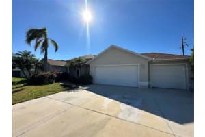 4580 Crystal Rd, VENICE