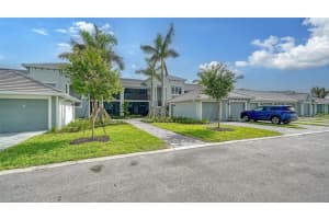 12550 Galapagos Ct #205, VENICE