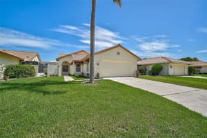 4223 Murfield Dr E, BRADENTON