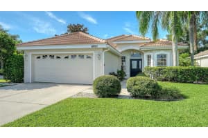 6995 Superior Street Cir, SARASOTA