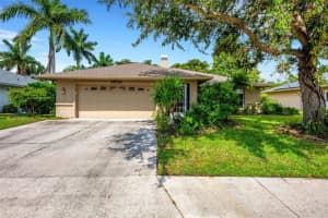 6526 68th St E, BRADENTON