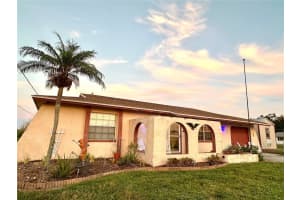 461 Clover Rd, VENICE