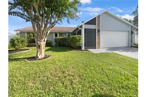 8124 Glenbrooke Pl, SARASOTA
