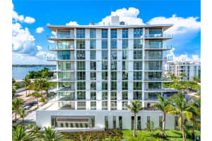 111 Golden Gate Pt #201, SARASOTA