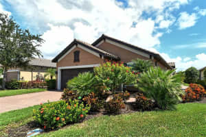 8744 Bellussi Dr, SARASOTA