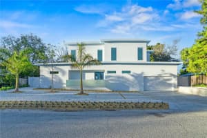 2585 Clematis St, SARASOTA