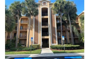 8105 Grand Estuary Trl #404, BRADENTON