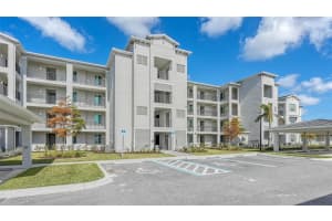 12140 Wellen Golf St #203, VENICE