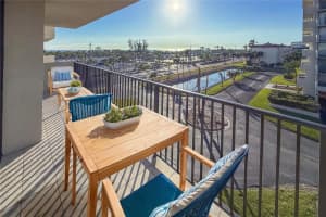 1055 Beach Rd #b-302, SARASOTA