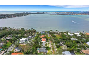 1616 North Dr, SARASOTA