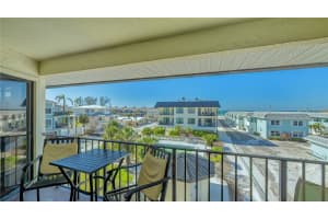 601 Gulf Dr N #209, BRADENTON BEACH