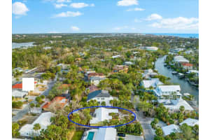 5019 Commonwealth Dr, SARASOTA