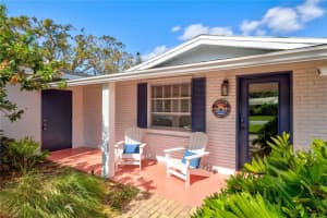 2365 Bay St, SARASOTA