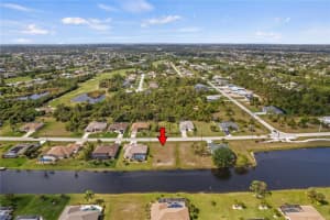 805 Rotonda Cir, ROTONDA WEST