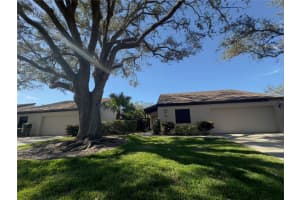 3725 Glen Oaks Manor Dr, SARASOTA