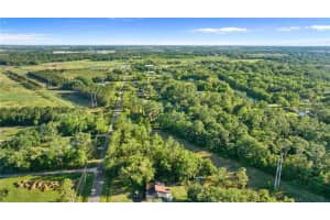 1416 Walker Rd, LAKELAND