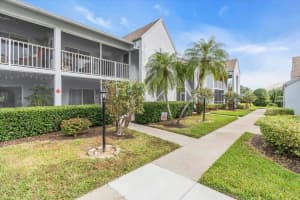 6807 Stone River Rd #204, BRADENTON