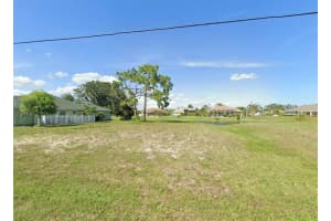 803 Rotonda Cir, ROTONDA WEST