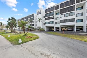 350 S Polk Dr #303, SARASOTA
