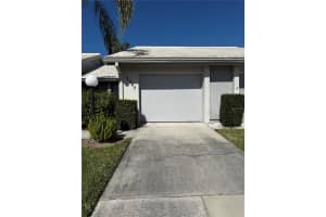 5345 Pamela Wood Way, SARASOTA